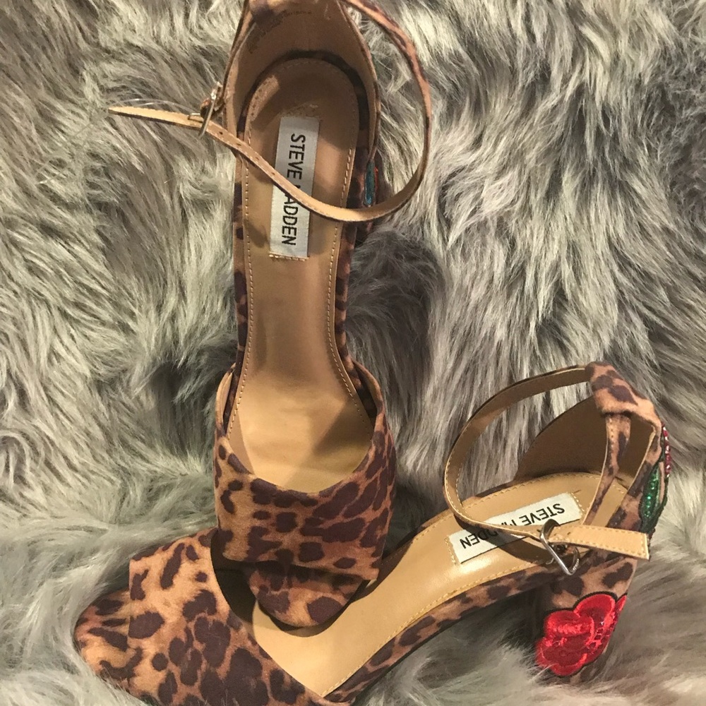🎉SOLD ELSEWHERE🎉 Steve Madden Cheetah Heels